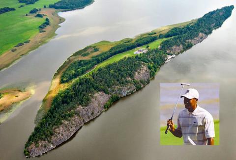 Tiger Woods veut se séparer de son île suédoise 