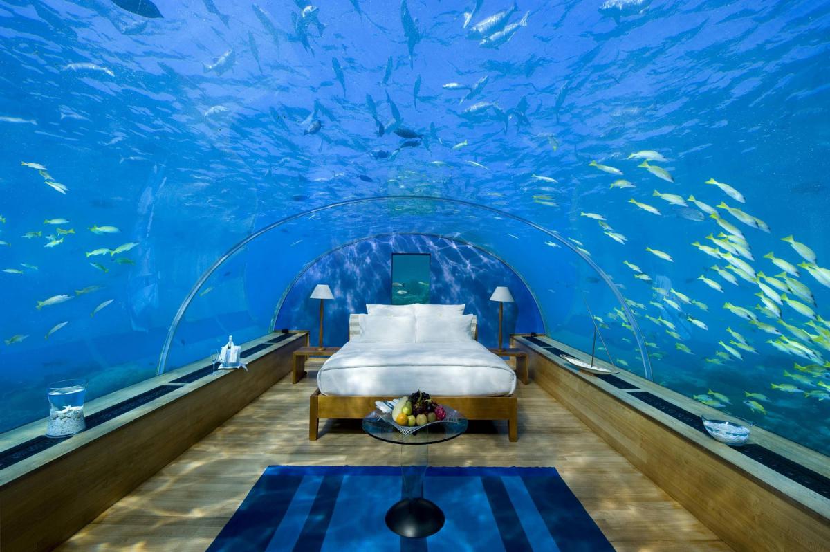 Un lit sous une bulle au fond de la mer ©Pinterest