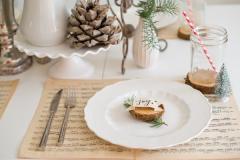 Pour le réveillon, optez pour une table de Noël originale. © Salt Tree 8 idées pour décorer votre table de Noël comme un chef !