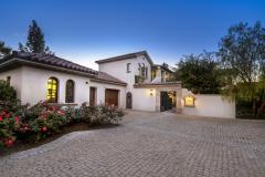 Dans cette demeure, le ton est donné dès l'entrée... © Hurwitz James Company Maison de star à vendre : visite guidée de la propriété de Sylvester Stallone