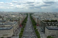 Champs Elysées, l'avenue commerçante la plus chère d'Europe