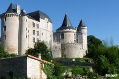 Entrez dans l’Histoire en acquérant le château de Verteuil, en Charente