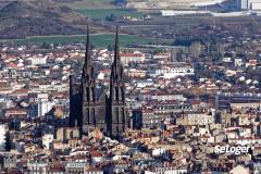 Vue de la cathédrale de Clermont Ferrand. © Bernard 63 Clermont-Ferrand : une ville ouverte et authentique