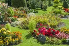 Les jardins thérapeutiques stimulent les sens. © Shmel- Fotolia Les bienfaits des jardins thérapeutiques