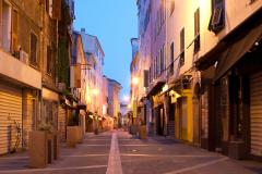 Le changement de destination d'un local commercial nécessite une déclaration préalable. © efesenko Quelles sont les démarches pour changer la destination d'un bien immobilier ?