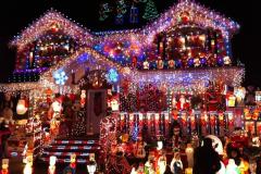 Noël : découvrez 10 maisons aux décorations éblouissantes
