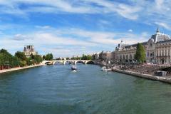 Deuxième du classement, le Quai d'Orsay s'estime à 15 299 € du mètre carré en moyenne, culminant au maximum à 23 211 €. © pictarena - Fotolia Quelles sont les rues les plus chères de Paris ?