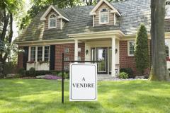 La vente d’une maison en rente viagère est comparable à une vente classique. ©Photononstop Comment se calcule la plus-value en cas de vente d’une maison en rente viagère ?