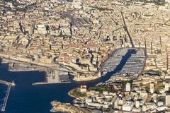 À Marseille, les prix immobiliers poursuivent leur hausse et continuent de combler leur retard. ©travelview A Marseille, la hausse des prix immobiliers est marquée : + 7 % sur 1 an