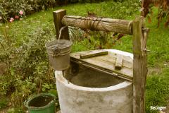 La démarche peut varier en fonction de la profondeur du puits. © Voyagerix Vous souhaitez utiliser l'eau potable de votre puits, faut-il le déclarer en mairie ?