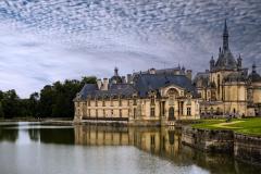 De nombreux Parisiens sont arrivés sur le marché immobilier de Chantilly et Senlis. © Carlos Sanchez Benayas - Shutterstock