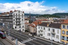 Le marché immobilier de Clermont-Ferrand est actif mais se stabilise. © Evelina Shu - Shutterstock