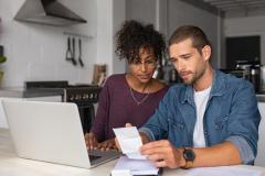 Pour obtenir votre prêt, attention aux dépenses inutiles. © Ridofranz - Getty Images