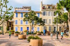 Le quartier du Panier fait partie des quartiers marseillais prisés des familles. © olrat - Getty images