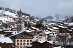 Meublé touristique à la Montagne : autogestion ou délégation de la gestion ? © Eric Bascol - Getty Images