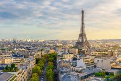 Les locations meublées touristiques peuvent représenter jusqu’à 20 % de l’offre locative globale dans certains arrondissements de la capitale. @ Getty Images