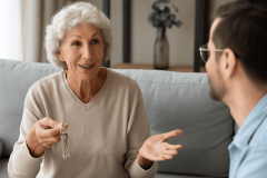 Habiter chez un membre de sa famille gratuitement
