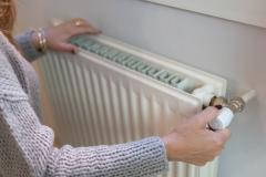 La révision du calcul du DPE pour les logements chauffés à l'électricité aura un impact majeur : 850 000 logements sortiront automatiquement de la catégorie des « passoires thermiques ». © Jose Miguel Sanchez - Getty images