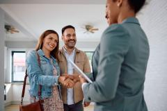Le premier semestre 2025 a été marqué par une hausse de la demande sur le marché immobilier. © Drazen Zigic - Getty Images