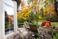 Tout savoir pour protéger votre terrasse en automne