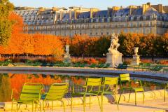 Paris est l'une des villes les plus romantiques qui soient lorsque l'automne s'installe. © agustavop - Getty images