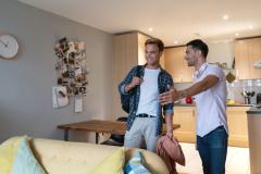 Sous-location : locataires et propriétaires doivent respecter certaines règles. © andresr - Getty Images