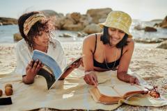 La France regorge de destinations variées, adaptées à toutes les envies : farniente à la plage, city-trip culturel, escapade nature ou encore séjour gourmand. © mapodile - Getty images
