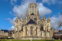 Vue sur la cathédrale de Coutances, en Normandie