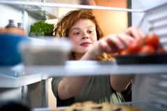 5 remèdes naturels pour lutter contre les mauvaises dans votre frigo.