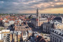 Lille est une ville dynamique et où il fait bon vivre, reliée à Paris par le TGV en 1h15. © taranchic - Getty images