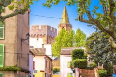 Vue sur l'un des quartiers pittoresques de Fréjus, dans le Var