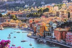 Vue aérienne de Villefranche-sur-Mer, à côté de Nice