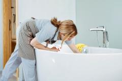 Mauvaises odeurs dans la salle de bain : les solutions vraiment efficaces.