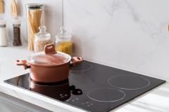 Gaz ou induction : qui gagne vraiment le match ?