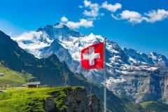 La Suisse attire chaque année des travailleurs français en quête d’un meilleur pouvoir d'achat. © Getty Images