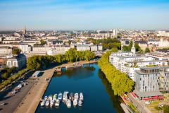 Nantes est la ville où les prix augmentent le plus depuis janvier : + 2,2 % dans la cité des Ducs de Bretagne. © saiko3p – Getty Images