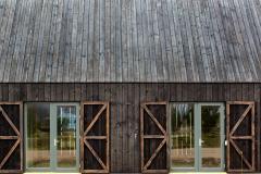 Brûler sa façade pour qu'elle dure 100 ans : l'astuce japonaise du Shou Sugi Ban.