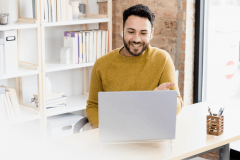 La loi a mis en place un "droit à la fibre" qui empêche les bailleurs d'infliger des refus abusifs à leurs locataires concernant l'installation de la fibre. © SDI Productions - Getty images