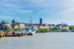 Le premier semestre 2026 confirme le retour progressif des acheteurs sur le marché immobilier résidentiel français. © Sergi Formoso - Getty Images