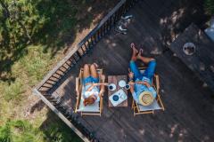 Terrasse : 6 façons de créer de l'ombre sans se ruiner.