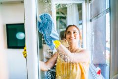 Pourquoi ne pas nettoyer les vitres au soleil