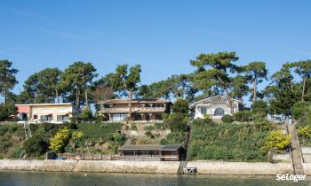Dans le Bassin d'Arcachon, un terrain sans « vue sur mer » peut se vendre 1 M€