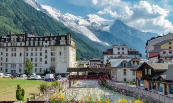 Chamonix-Mont-Blanc recueille 8,6 % des recherches en Haute-Savoie. © Lorena Montoya - Shutterstock