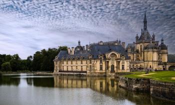 De nombreux Parisiens sont arrivés sur le marché immobilier de Chantilly et Senlis. © Carlos Sanchez Benayas - Shutterstock