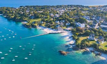 Sur le littoral breton, les prix immobiliers continuent de flamber