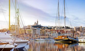 Le marché immobilier de Marseille se stabilise depuis septembre 2022. © golovianko - Adobe Stock