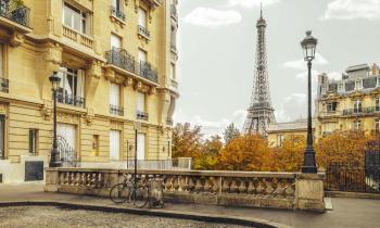 A Paris, le marché de la location est particulièrement tendu et les loyers ne cessent d'augmenter malgré les mesures de plafonnement. © Eva-Katalin - Getty images