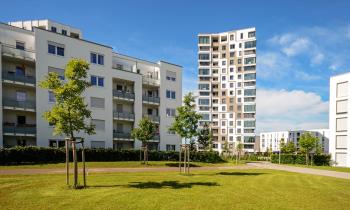 Les HLM affichent des loyers encadrés contrairement aux ILM et ILN qui ne sont pas des logements sociaux à proprement parler. © ah_fotobox - Getty images