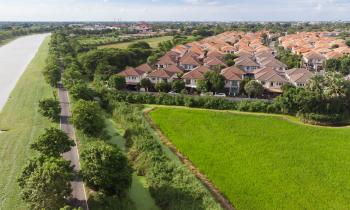 vue aérienne sur un village