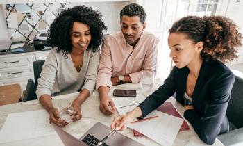 L'assurance de prêt est incontournable dans le cadre d'un investissement locatif. © kate_sept2004 - Getty images